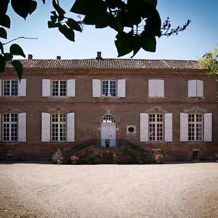 לינה וארוחת בוקר Chateau Des Varennes