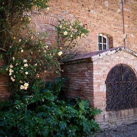 Chateau Des Varennes